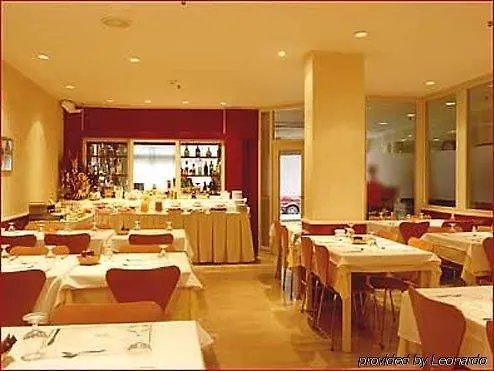 Barcelona Century Hotel 3*,  España